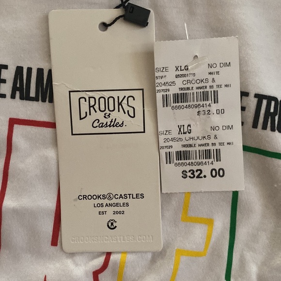 NWT Crooks&Castles short sleeve t-shirt white with multi color lettering size XL - Picture 5 of 5